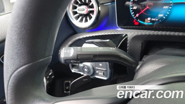 Mercedes-Benz A-Class 2020 — photo 27