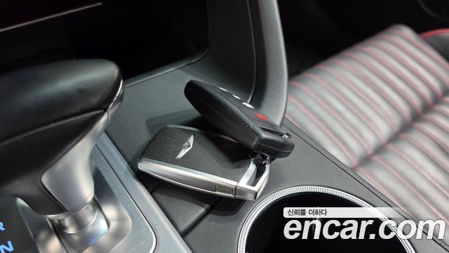 Genesis G70 2018 — photo 21