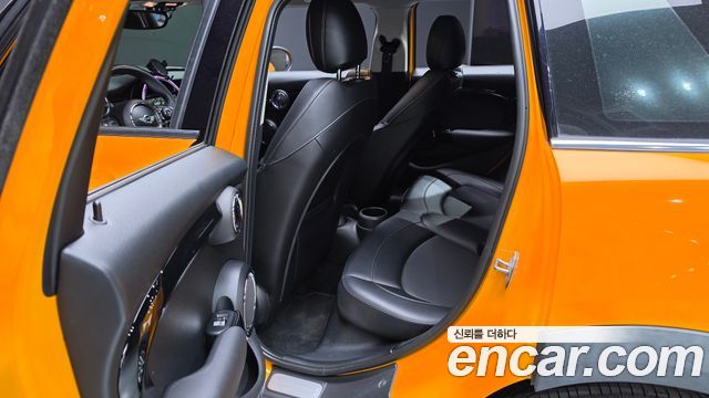Mini Cooper 2016 — photo 12