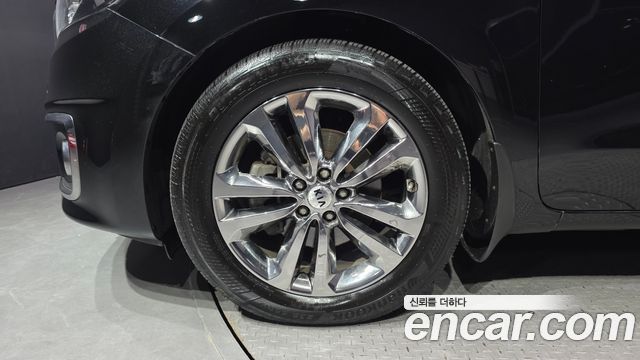 Kia Canival 2018 — photo 5
