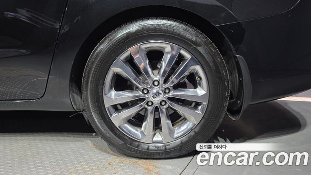 Kia Canival 2018 — photo 7
