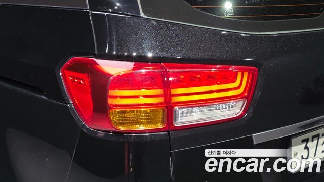 Kia Canival 2018 — photo 9