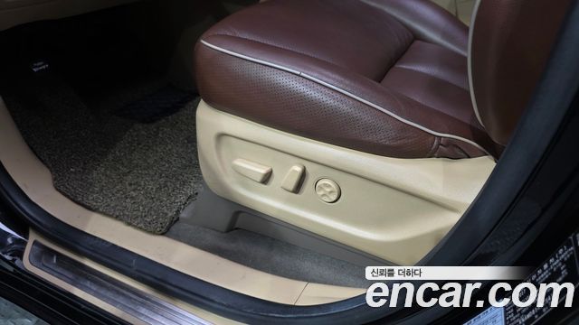 Kia Canival 2018 — photo 32
