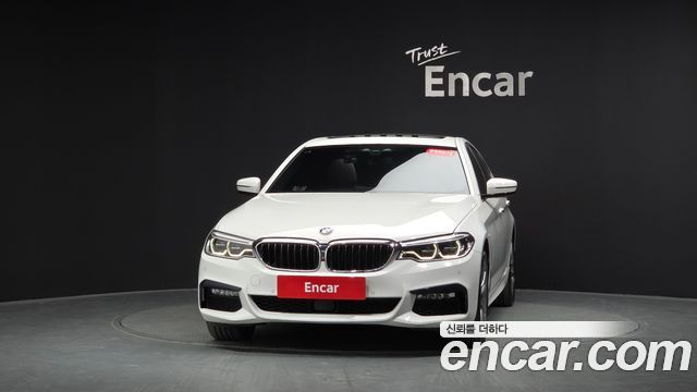 BMW 5-Series 2018 — photo 3