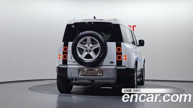 Land Rover Defender 2020 — photo 4