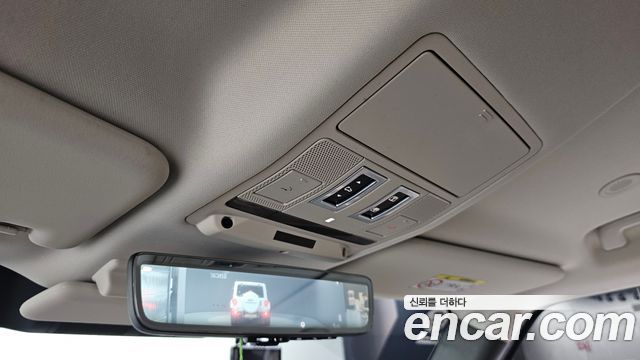 Land Rover Defender 2020 — photo 25