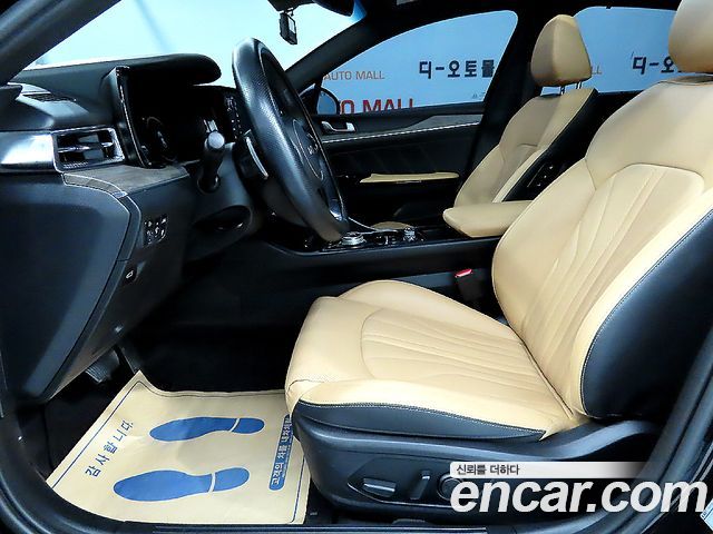 Kia K5 2022 — photo 10