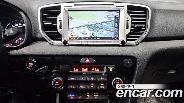 Kia Sportage 2018 — photo 20