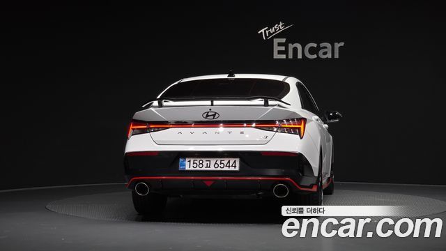Hyundai AVANTE 2025 — photo 4
