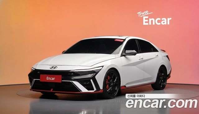 Hyundai AVANTE 2025 — photo 1