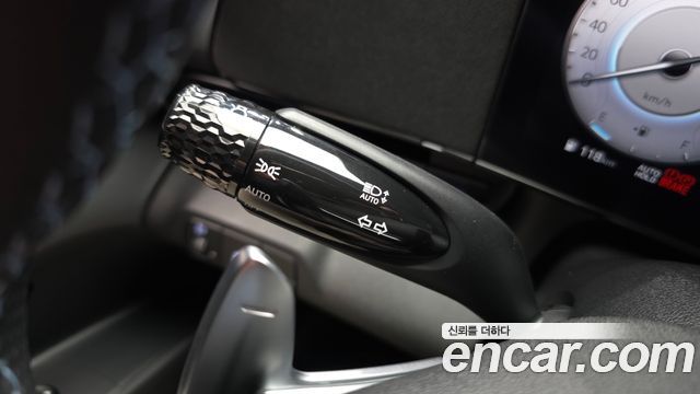 Hyundai AVANTE 2025 — photo 29