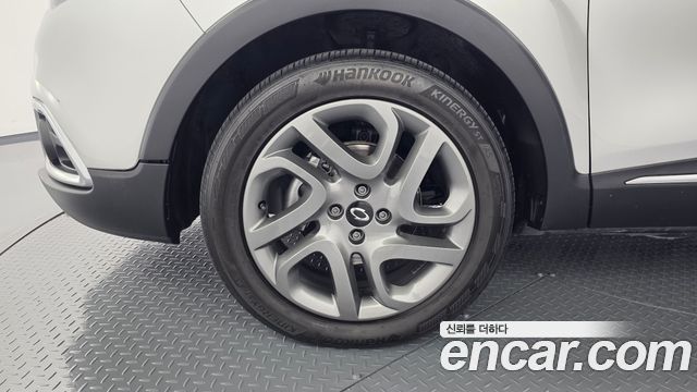 Renault Korea QM3 2014 — photo 5