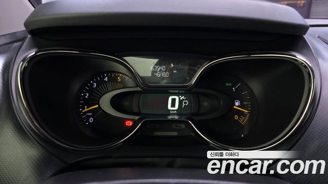 Renault Korea QM3 2014 — photo 11