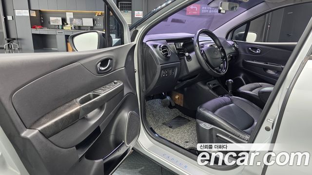Renault Korea QM3 2014 — photo 13