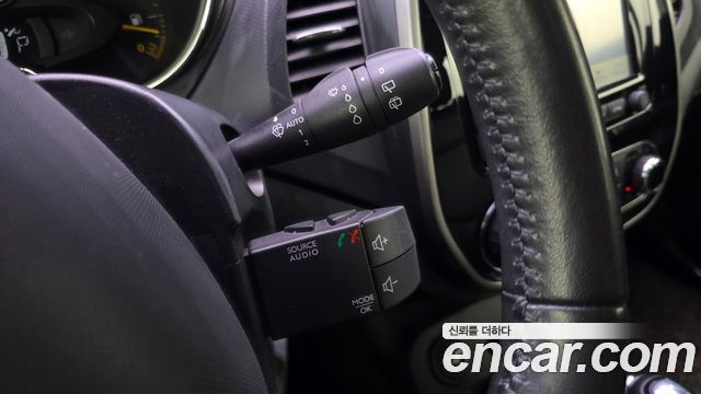 Renault Korea QM3 2014 — photo 25