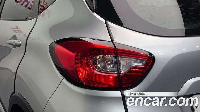 Renault Korea QM3 2014 — photo 9