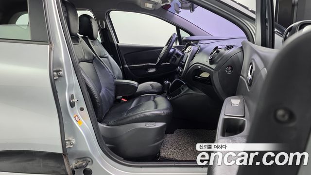 Renault Korea QM3 2014 — photo 16
