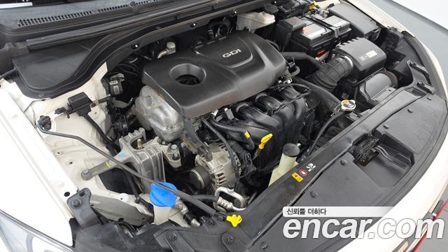 Hyundai AVANTE 2016 — photo 6