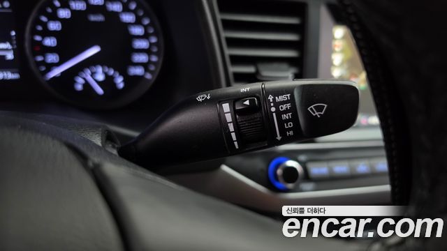 Hyundai AVANTE 2016 — photo 29