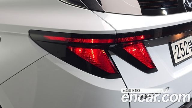 Hyundai Tucson 2022 — photo 9