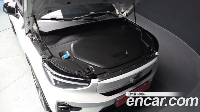 Volvo C40 2023 — photo 6