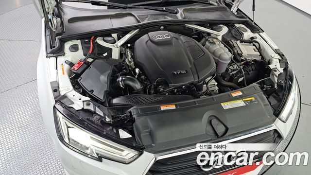 Audi A4 2019 — photo 6