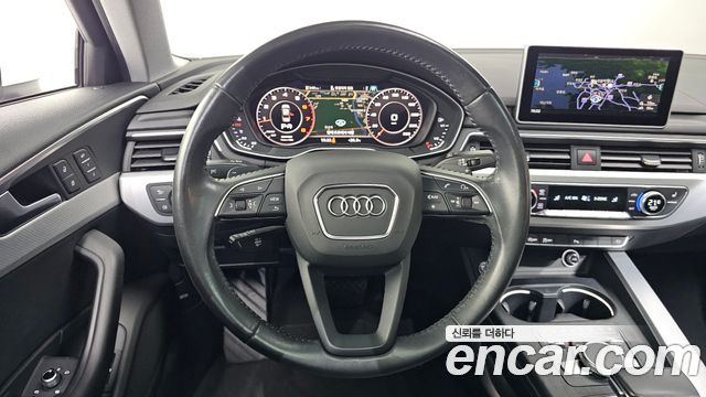 Audi A4 2019 — photo 19