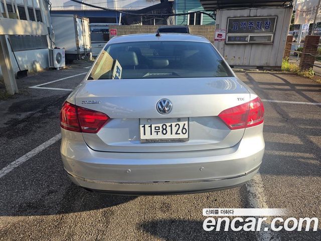 Volkswagen Passat 2015 — photo 3