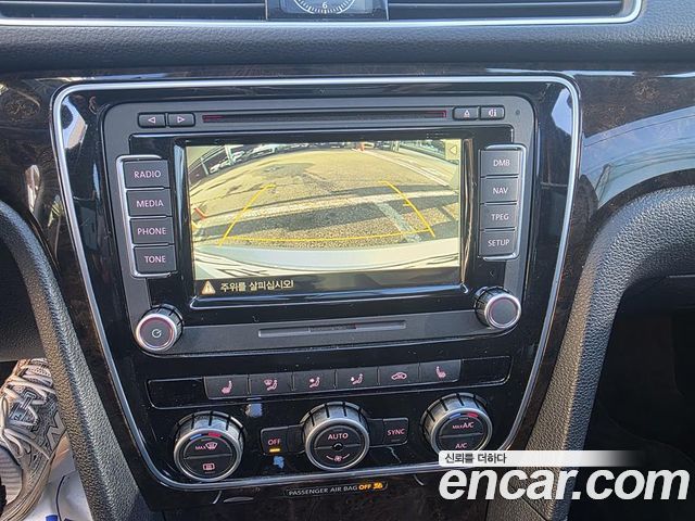 Volkswagen Passat 2015 — photo 9
