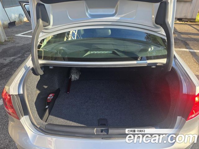 Volkswagen Passat 2015 — photo 17