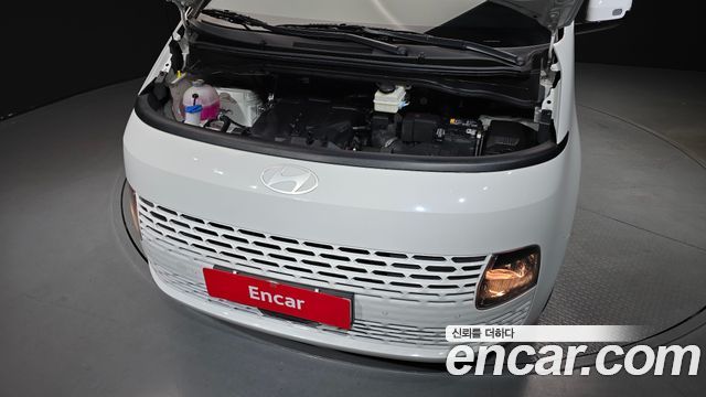 Hyundai Staria 2025 — photo 6