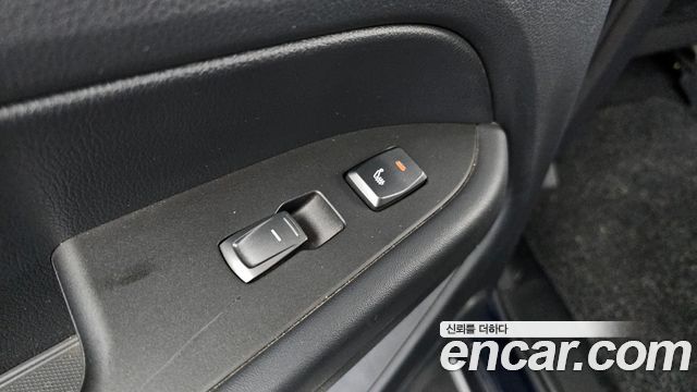 KG Mobility Rexton 2019 — photo 19