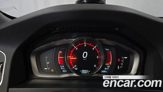 Volvo S60 2016 — photo 8