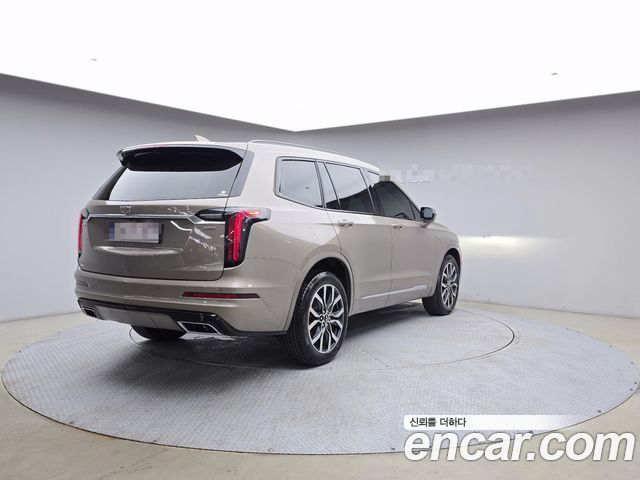 Cadillac XT6 2023 — photo 2