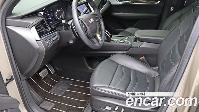Cadillac XT6 2023 — photo 11
