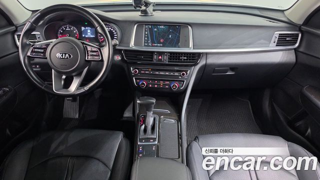 Kia K5 2019 — photo 10