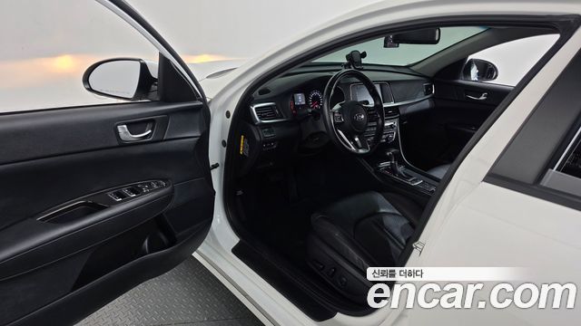 Kia K5 2019 — photo 13