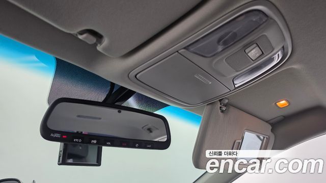 Kia K5 2019 — photo 26