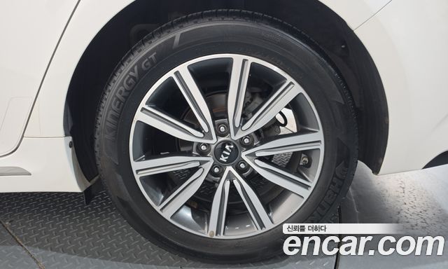 Kia K5 2019 — photo 7