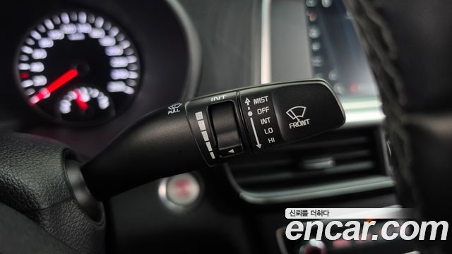 Kia K5 2019 — photo 27