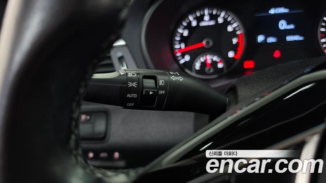 Kia K5 2019 — photo 28