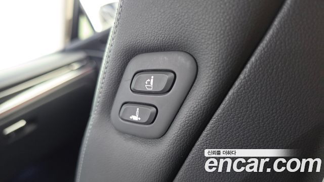 Genesis G80 2022 — photo 24