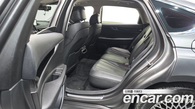 Genesis G80 2022 — photo 16