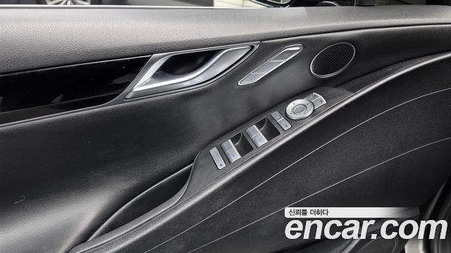 Genesis G80 2022 — photo 27