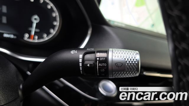 Genesis G80 2022 — photo 28