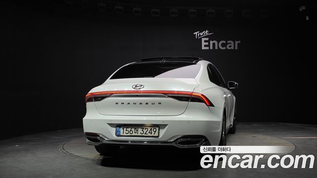 Hyundai Grandeur 2023 — photo 4