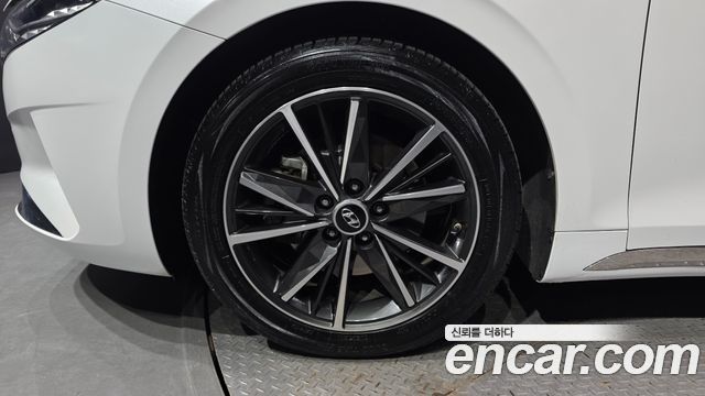 Hyundai Grandeur 2023 — photo 5