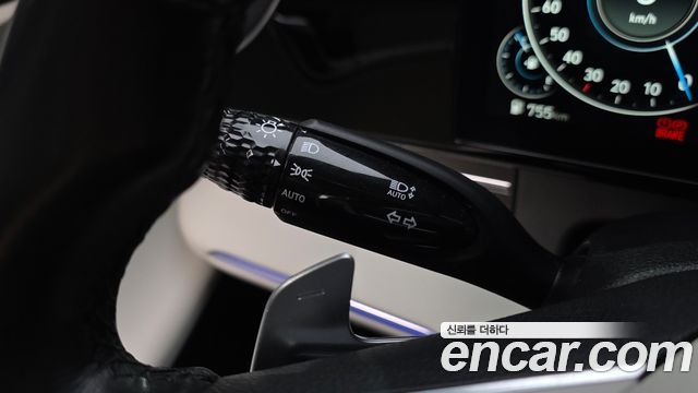Hyundai Grandeur 2023 — photo 34