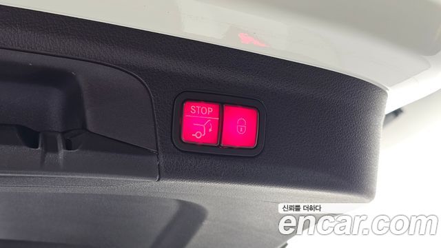 Mercedes-Benz GLE-Class 2022 — photo 34