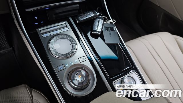Genesis GV80 2022 — photo 12